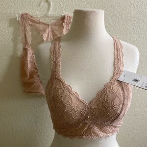 NWT DKNY Set of 2 Lace Bralettes Blush Pink Wireless‎ Comfort Large